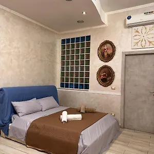 https://studio-tuscolana.it-romehotels.com
